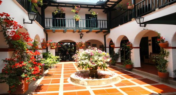 Bed and Breakfast Hospederia La Roca Plaza Principal Boyaca Екстер'єр фото