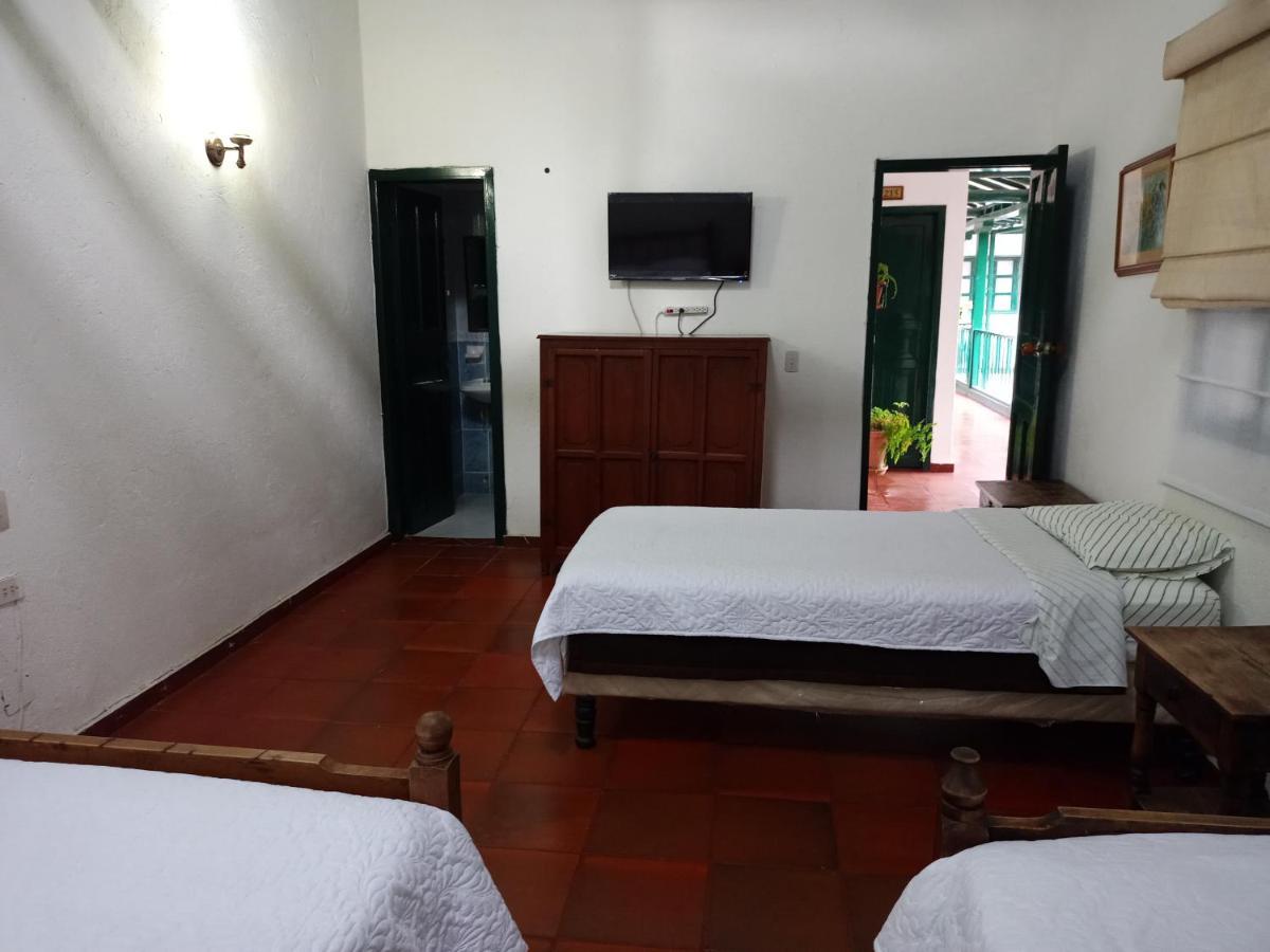 Bed and Breakfast Hospederia La Roca Plaza Principal Boyaca Екстер'єр фото