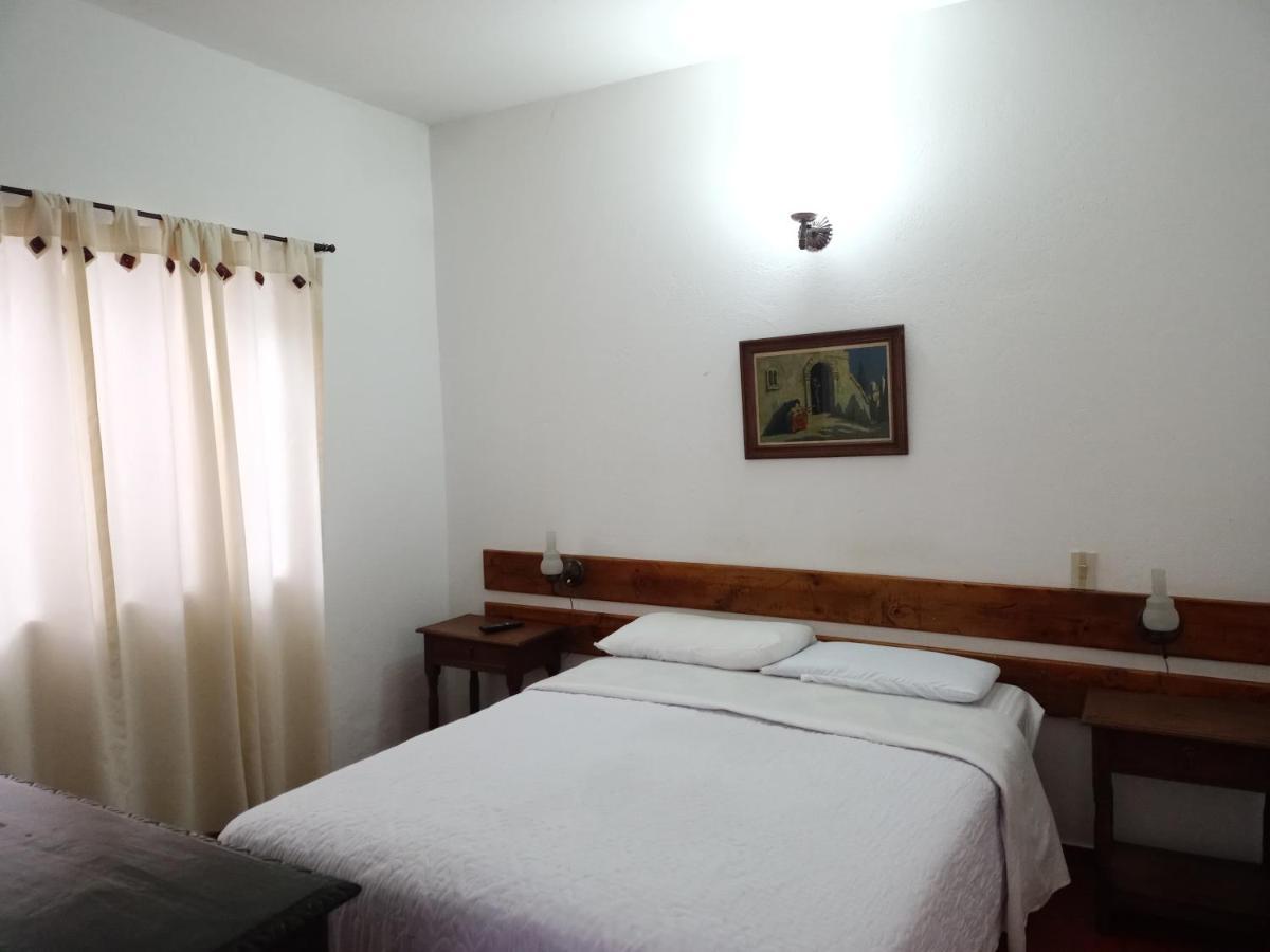 Bed and Breakfast Hospederia La Roca Plaza Principal Boyaca Екстер'єр фото
